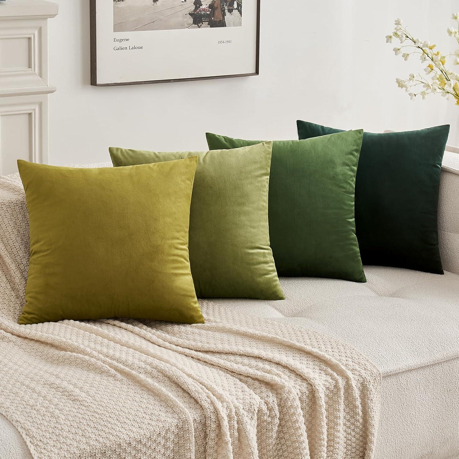 imageMIULEE Pack of 2 Velvet Soft Solid Decorative Square Throw Pillow Covers Christmas Cushion Case for Couch Sofa Bedroom Car 18x18 Inch 45x45 cm GreenArmy Green