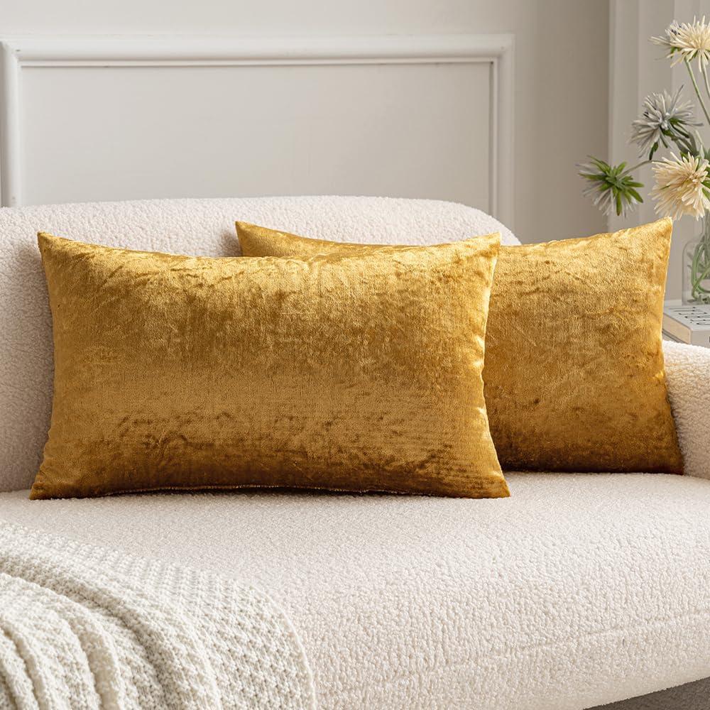 imageMIULEE Pack of 2 Velvet Soft Solid Decorative Square Throw Pillow Covers Christmas Cushion Case for Couch Sofa Bedroom Car 18x18 Inch 45x45 cm GreenDark Gold