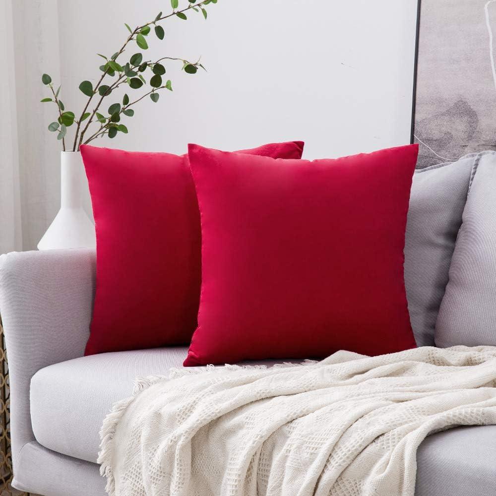 imageMIULEE Pack of 2 Velvet Soft Solid Decorative Square Throw Pillow Covers Christmas Cushion Case for Couch Sofa Bedroom Car 18x18 Inch 45x45 cm GreenRed