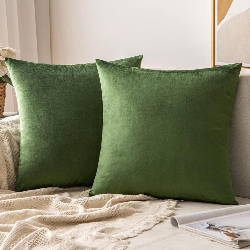 imageMIULEE Pack of 2 Velvet Soft Solid Decorative Square Throw Pillow Covers Christmas Cushion Case for Couch Sofa Bedroom Car 18x18 Inch 45x45 cm GreenMoss Green