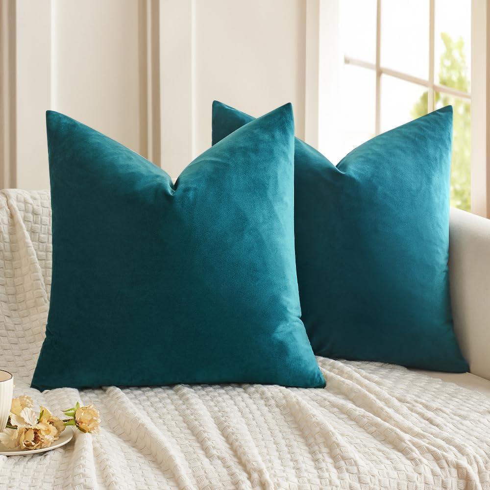 imageMIULEE Pack of 2 Velvet Soft Solid Decorative Square Throw Pillow Covers Christmas Cushion Case for Couch Sofa Bedroom Car 18x18 Inch 45x45 cm GreenTeal