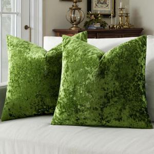 MIULEE Velvet Throw Pillow Covers Set of 2, Soft Neutral Christmas Decorative Pillow Cases with Luxurious Textured Vintage Cushion Covers for Home Decor Couch Sofa Bed,Cream White 18×18 inch(Moss Green)