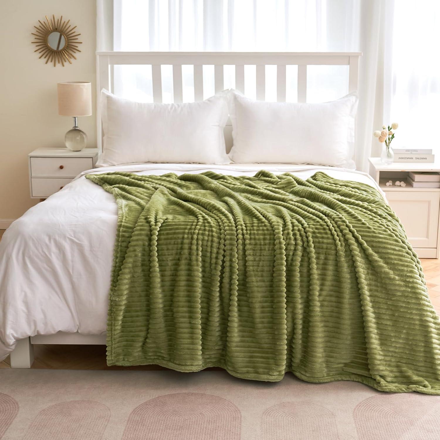 imageMIULEE Valentines Pink Throw Blanket 3D Ribbed Jacquard Fleece Flannel Velvet Plush Decorative Bed Blanket Throw 50 x 60 Super Soft Lightweight Warm and Cozy for Couch Sofa Home DecorOlive Green