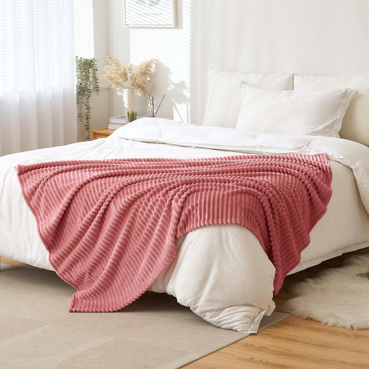 imageMIULEE Valentines Pink Throw Blanket 3D Ribbed Jacquard Fleece Flannel Velvet Plush Decorative Bed Blanket Throw 50 x 60 Super Soft Lightweight Warm and Cozy for Couch Sofa Home DecorPink