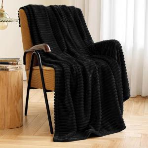 MIULEE Valentines Pink Throw Blanket 3D Ribbed Jacquard Fleece Flannel Velvet Plush Decorative Bed Blanket (Throw, 50″ x 60″) – Super Soft, Lightweight, Warm and Cozy for Couch Sofa Home Decor(Black)